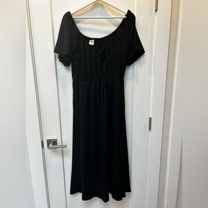 Black ribbed dress